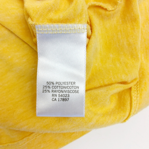 Banana Republic Yellow Vintage Label Tee Size L - Picture 4 of 7